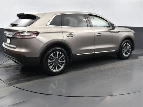 2021 Lincoln Nautilus Standard