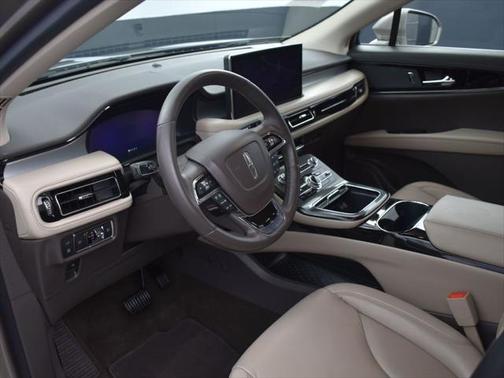 2021 Lincoln Nautilus Standard