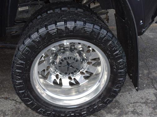 2019 RAM 3500 Laramie Crew Cab 4x4 8' Box