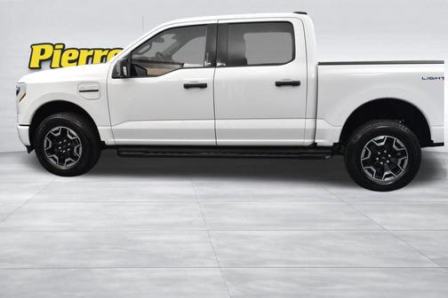 Oxford White 2023 Ford F-150 Lightning XLT