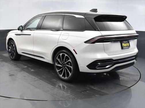 2025 Lincoln Nautilus Black Label