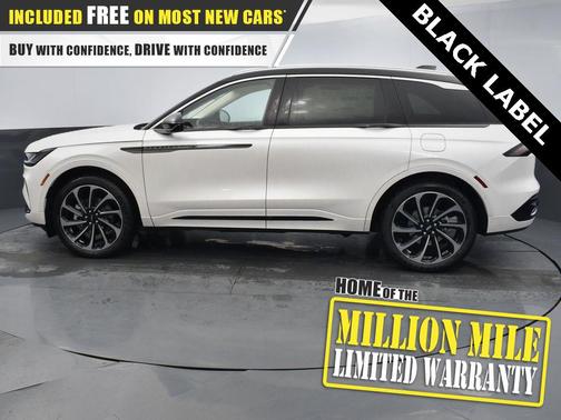 2025 Lincoln Nautilus Black Label