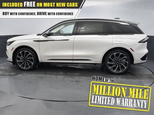2025 Lincoln Nautilus Black Label