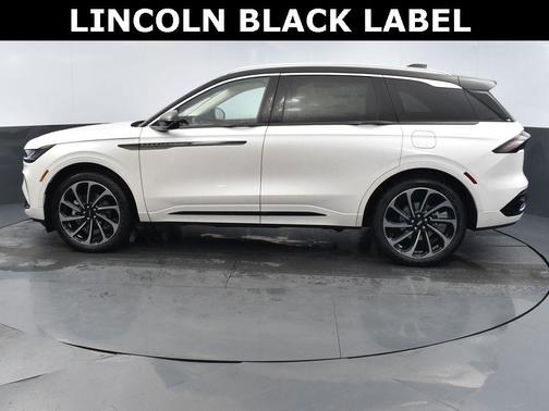 2025 Lincoln Nautilus Black Label