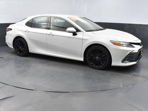 2023 Toyota Camry XLE