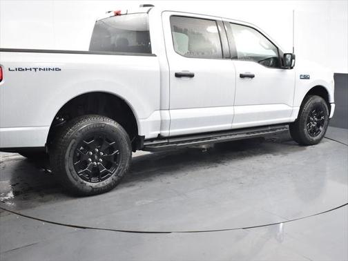 2025 Ford F-150 Lightning XLT