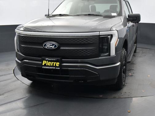 2025 Ford F-150 Lightning XLT