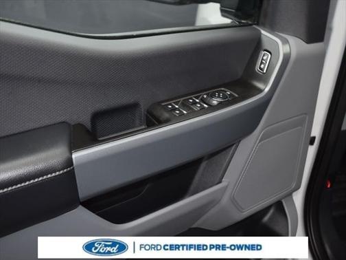 2024 Ford F-150 Lightning Pro