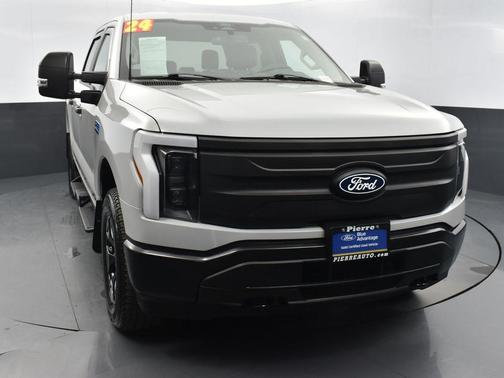 2024 Ford F-150 Lightning Pro
