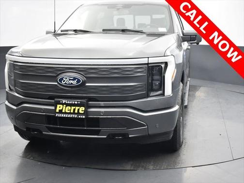 2025 Ford F-150 Lightning LARIAT