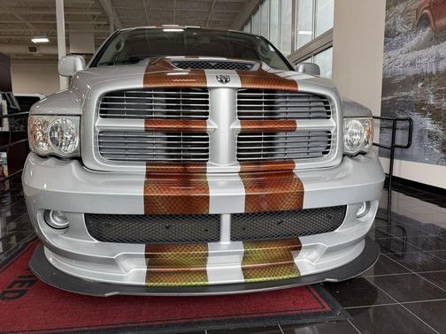 2005 Dodge Ram 1500 SRT-10 Quad Cab