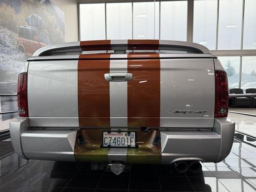 2005 Dodge Ram 1500 SRT-10 Quad Cab