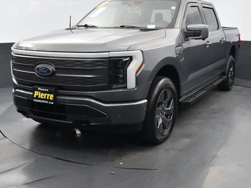 2022 Ford F-150 Lightning LARIAT