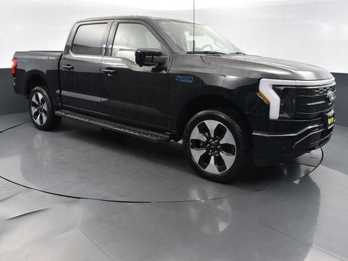 2025 Ford F-150 Lightning Platinum