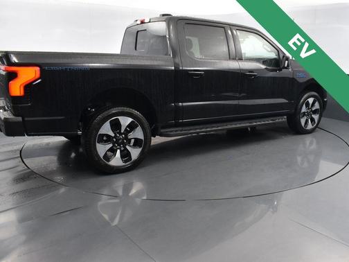 2025 Ford F-150 Lightning Platinum
