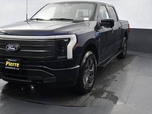 2025 Ford F-150 Lightning LARIAT