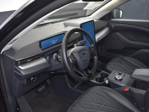 2023 Ford Mustang Mach-E California Route 1