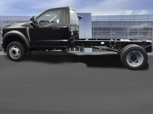 Black Metallic 2026 Ford F-450 XL