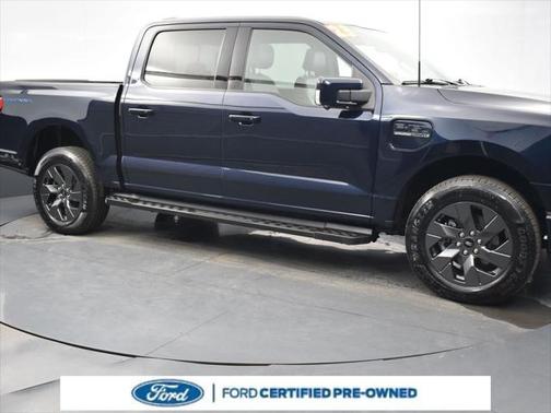 2023 Ford F-150 Lightning LARIAT