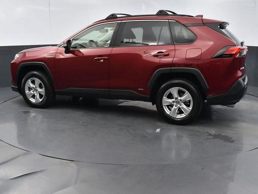 2019 Toyota RAV4 Hybrid XLE