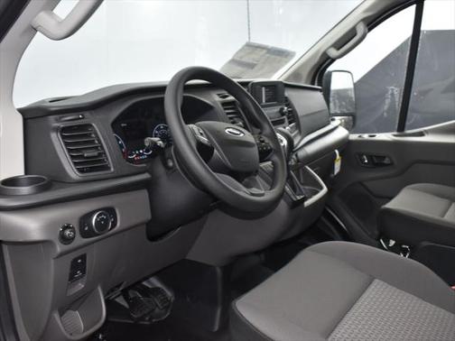 2025 Ford Transit-350 XL