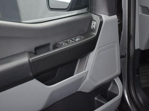 2023 Ford F-150 Lightning Pro