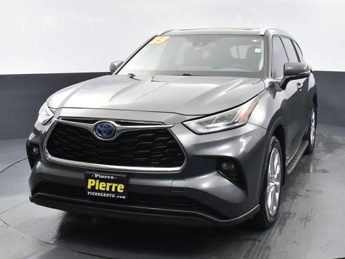 Magnetic Gray Metallic 2023 Toyota Highlander Hybrid Limited