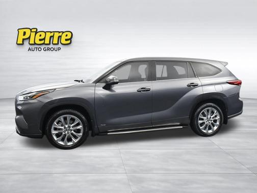 Magnetic Gray Metallic 2023 Toyota Highlander Hybrid Limited