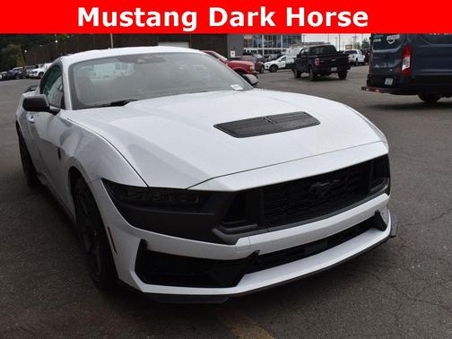 2025 Ford Mustang Dark Horse Fastback