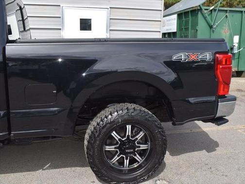 2022 Ford F-350 Lariat