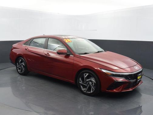 2024 Hyundai ELANTRA Limited