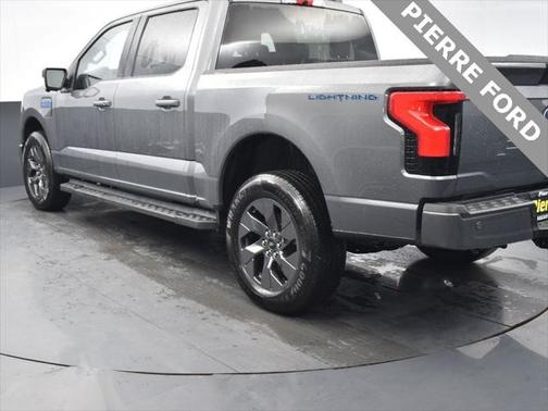 2025 Ford F-150 Lightning Flash