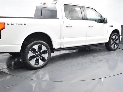 2025 Ford F-150 Lightning Platinum