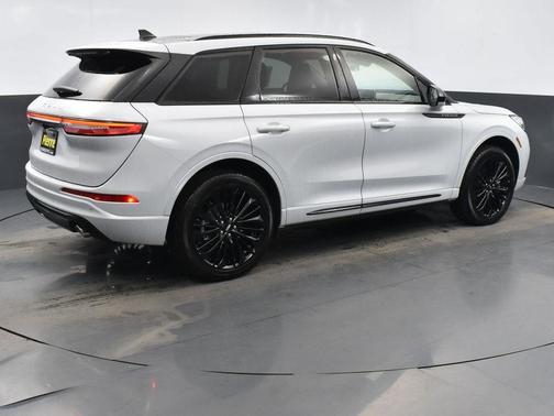 2025 Lincoln Corsair Grand Touring