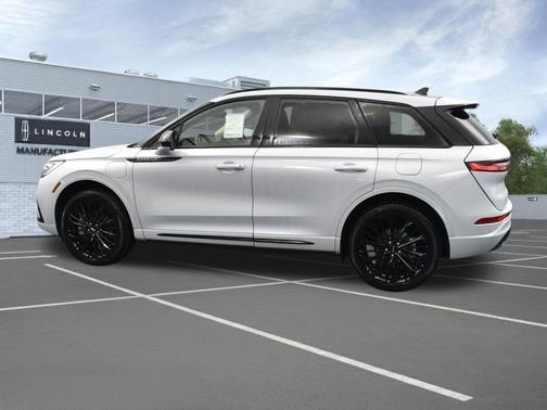 Crystal White 2025 Lincoln Corsair Grand Touring