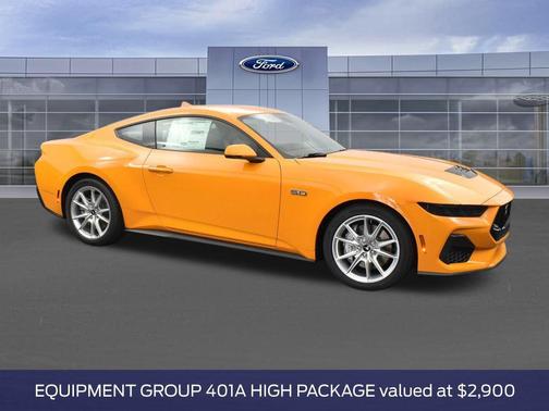 Orange Fury Metallic Tri-Coat 2026 Ford Mustang GT Premium