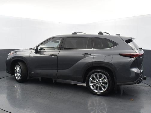 2024 Toyota Highlander Hybrid Limited
