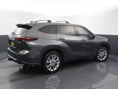 2024 Toyota Highlander Hybrid Limited