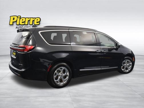 2022 Chrysler Pacifica Limited