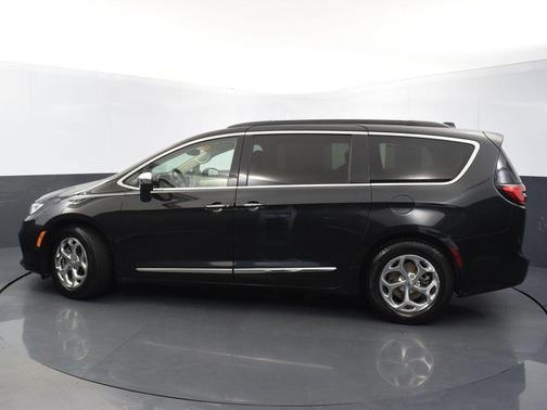 2022 Chrysler Pacifica Limited
