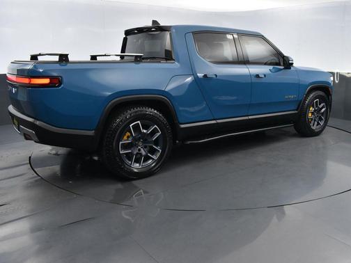 2023 Rivian R1T Adventure Quad Motor Large Pack