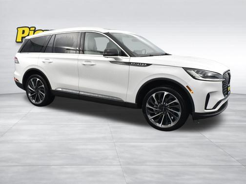 White 2026 Lincoln Aviator Reserve AWD