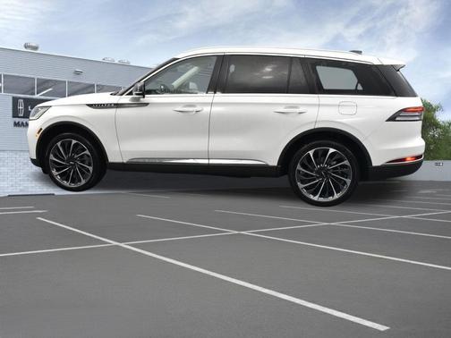 White 2026 Lincoln Aviator Reserve AWD