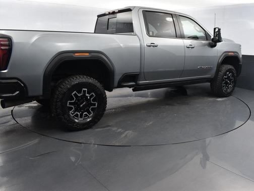 2024 GMC Sierra 2500 AT4