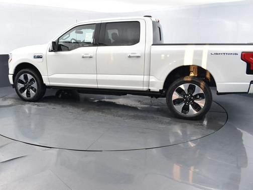 2025 Ford F-150 Lightning Platinum