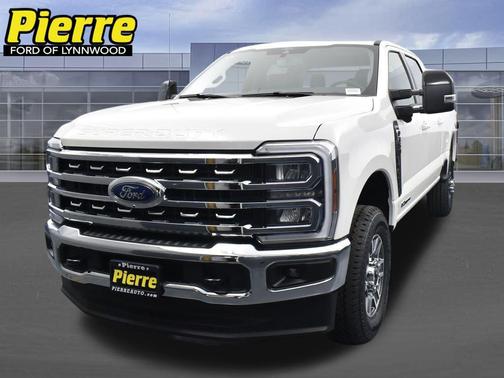 Star White Metallic Tri-Coat 2026 Ford F-350 Lariat