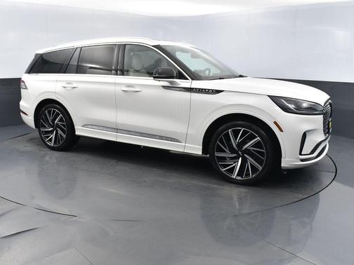 2026 Lincoln Aviator Black Label AWD