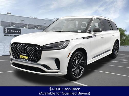 Pristine White Metallic Tri-Coat 2026 Lincoln Aviator Black Label AWD