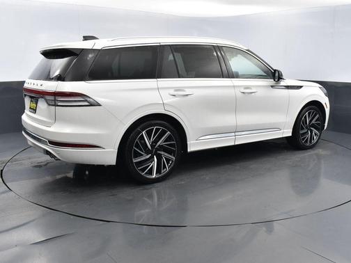 2026 Lincoln Aviator Black Label AWD