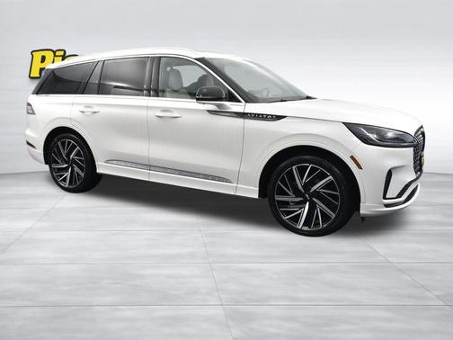 White 2026 Lincoln Aviator Black Label AWD